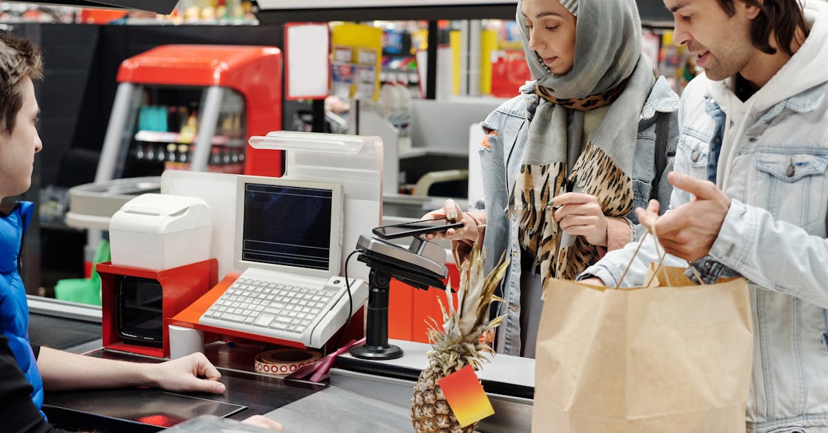 découvrez le métier de buyer : son rôle essentiel dans l’approvisionnement, la sélection des fournisseurs, et la négociation des achats pour optimiser les coûts et la qualité au sein de l’entreprise.