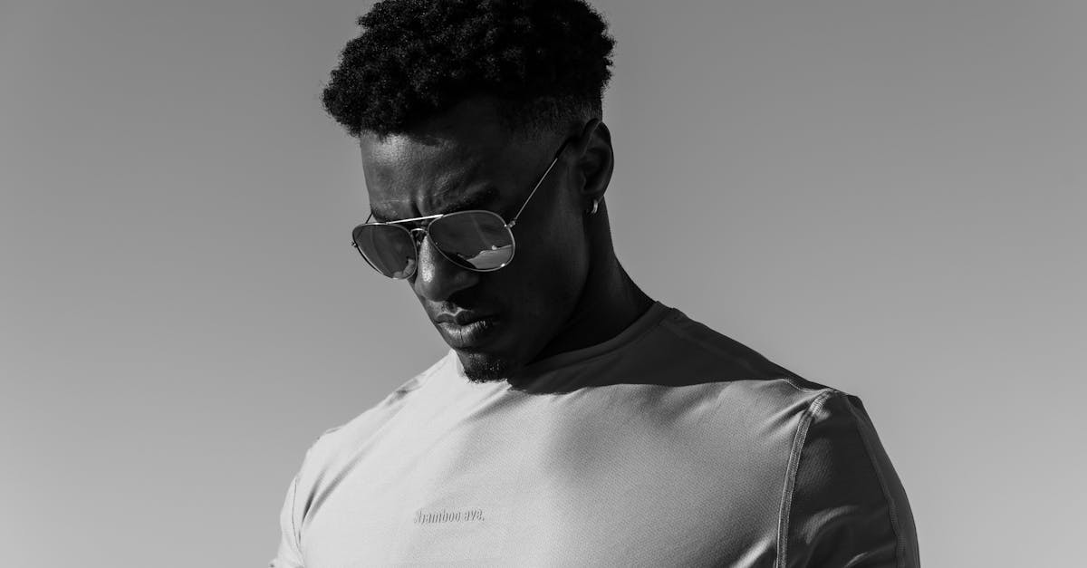 découvrez notre marque de vêtements tendance : des collections originales, confortables et stylées pour mettre en valeur votre personnalité. mode femme, homme et accessoires à prix accessibles !