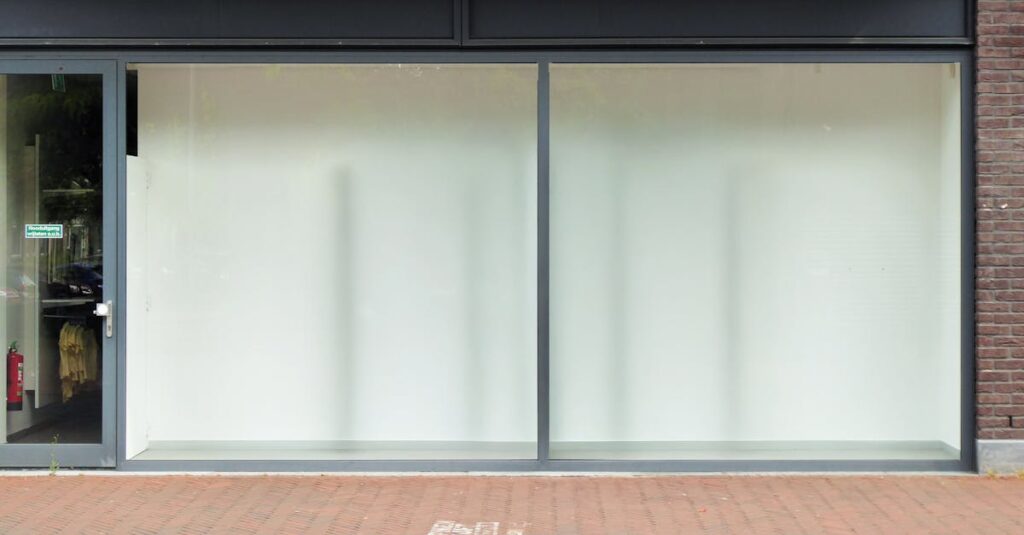 Comprendre les règles régissant l’augmentation des loyers dans les baux commerciaux découvrez les réglementations concernant l’augmentation des loyers pour les baux commerciaux : conditions, plafonds et droits des locataires et bailleurs en france.