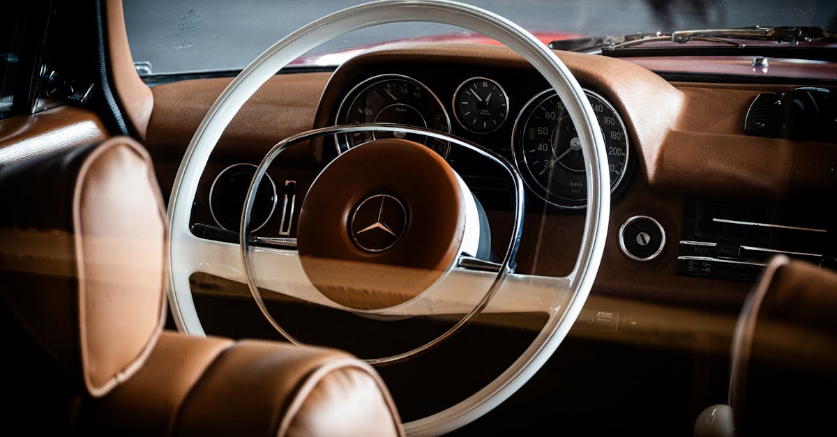 découvrez le métier de driving inspector : ses missions, compétences requises et formations nécessaires pour devenir inspecteur de conduite et garantir la sécurité routière.