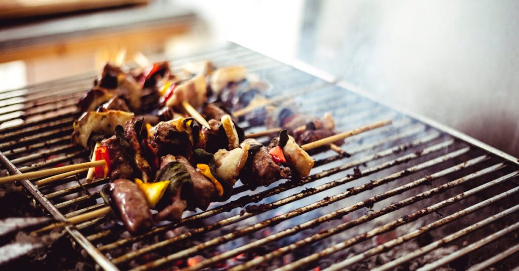 découvrez tout sur le kebab : son histoire, ses recettes traditionnelles et ses variantes modernes. apprenez à préparer un délicieux kebab maison et trouvez les meilleures adresses pour savourer ce sandwich emblématique.