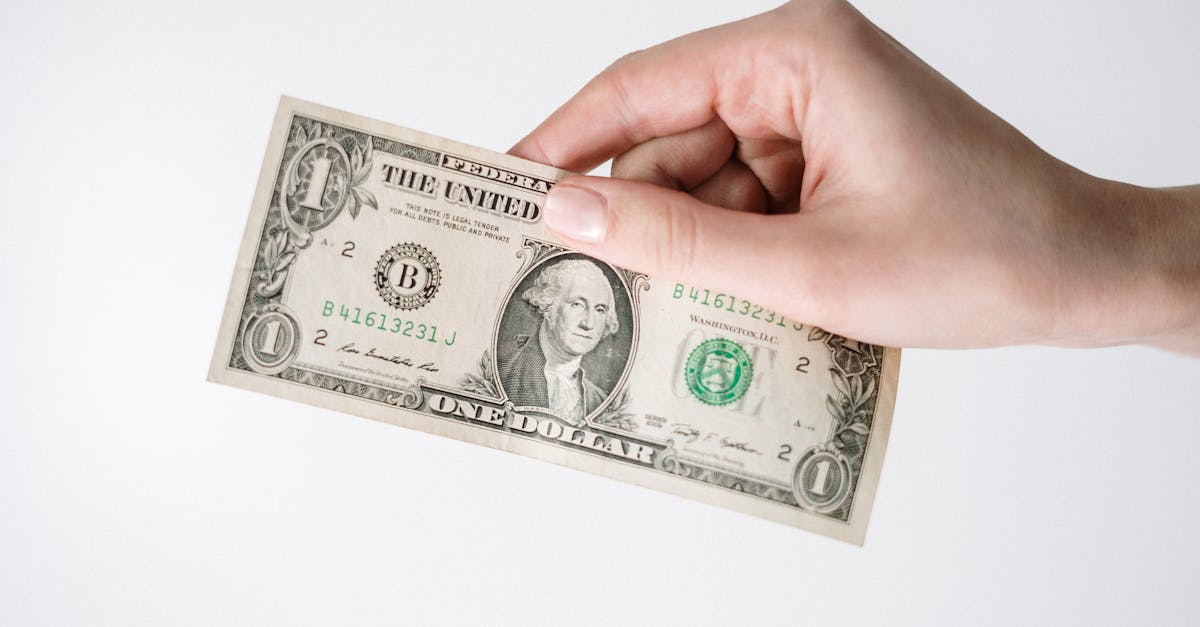 découvrez la définition du paiement libératoire, ses conditions et ses effets juridiques. comprenez comment il éteint la dette et sécurise les relations entre créancier et débiteur.