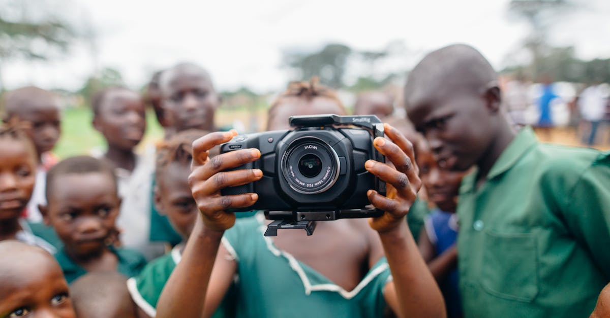 découvrez le photojournalisme : l’art de raconter l’actualité à travers des images fortes et authentiques. plongez dans l’univers des photographes qui capturent l’histoire en temps réel.