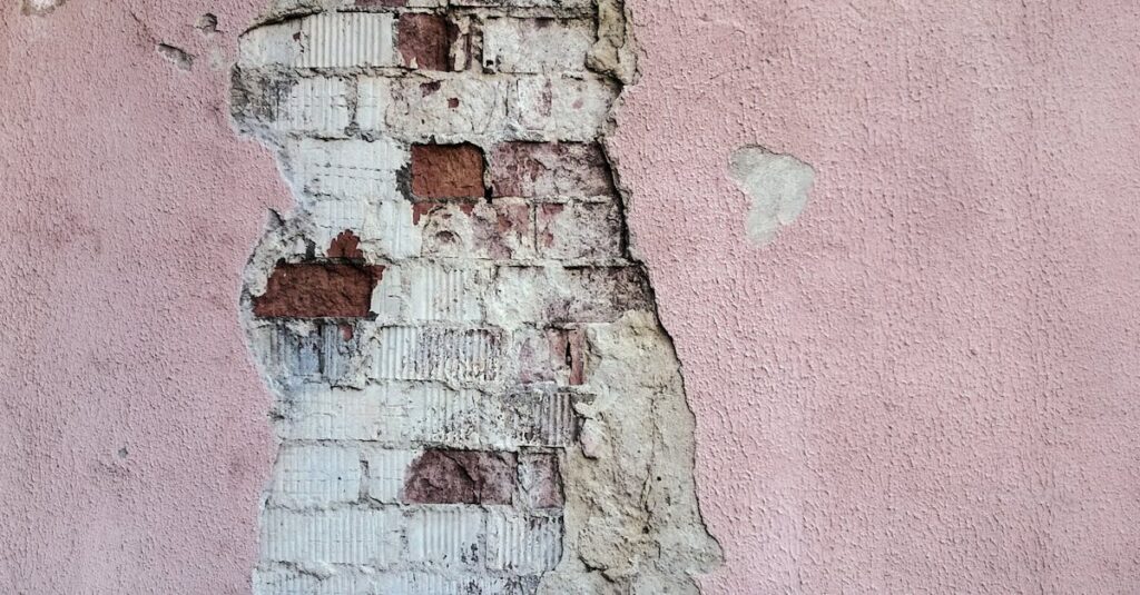 Le métier de plâtrier et plaquiste : un art au service de votre intérieur découvrez tout ce qu’il faut savoir sur le plâtrage : techniques, conseils de professionnels et astuces pour obtenir des murs lisses et parfaits dans vos projets de rénovation ou de construction.