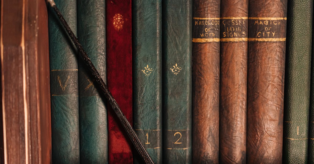 découvrez l'art de la reliure (bookbinding) : techniques, outils et astuces pour relier vos livres à la main, préserver vos ouvrages et apprendre pas à pas ce savoir-faire artisanal.