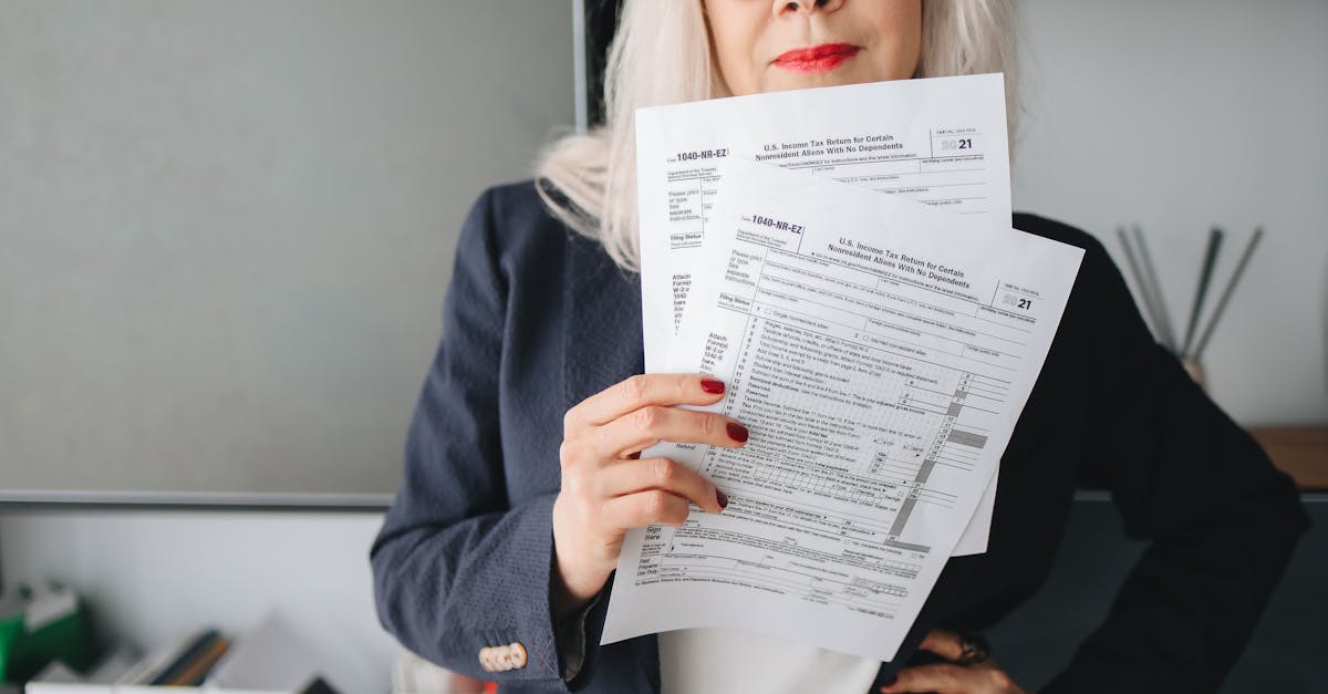 découvrez tout ce qu'il faut savoir sur la corporate tax : définition, fonctionnement, taux d'imposition des sociétés en france et conseils pour optimiser votre fiscalité d'entreprise.
