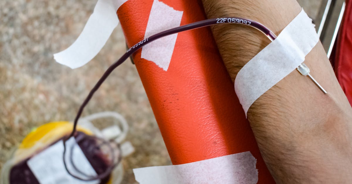 découvrez le rôle essentiel de l'infirmier humanitaire : missions, compétences requises et impact de ce métier au service des populations vulnérables à travers le monde.