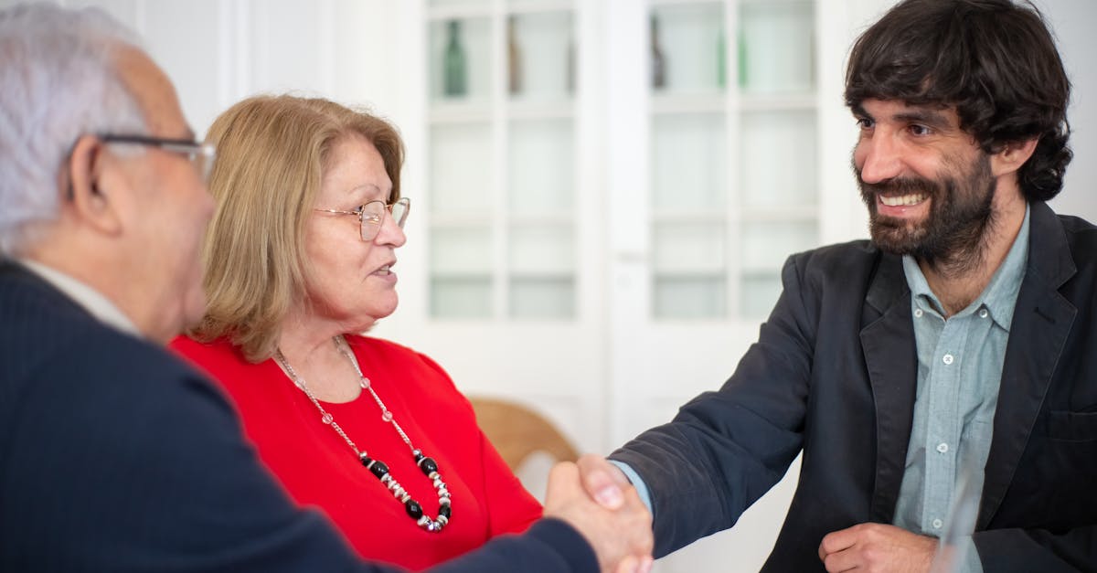 découvrez le rôle d’un conseiller en assurance, expert qui vous guide dans le choix des meilleures protections et optimise votre couverture selon vos besoins personnels ou professionnels.