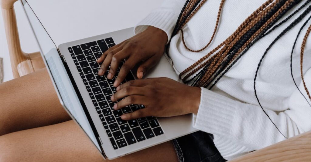 découvrez les meilleurs conseils, outils et techniques pour devenir un écrivain en ligne performant. trouvez des ressources pour écrire, publier et monétiser vos textes sur internet.