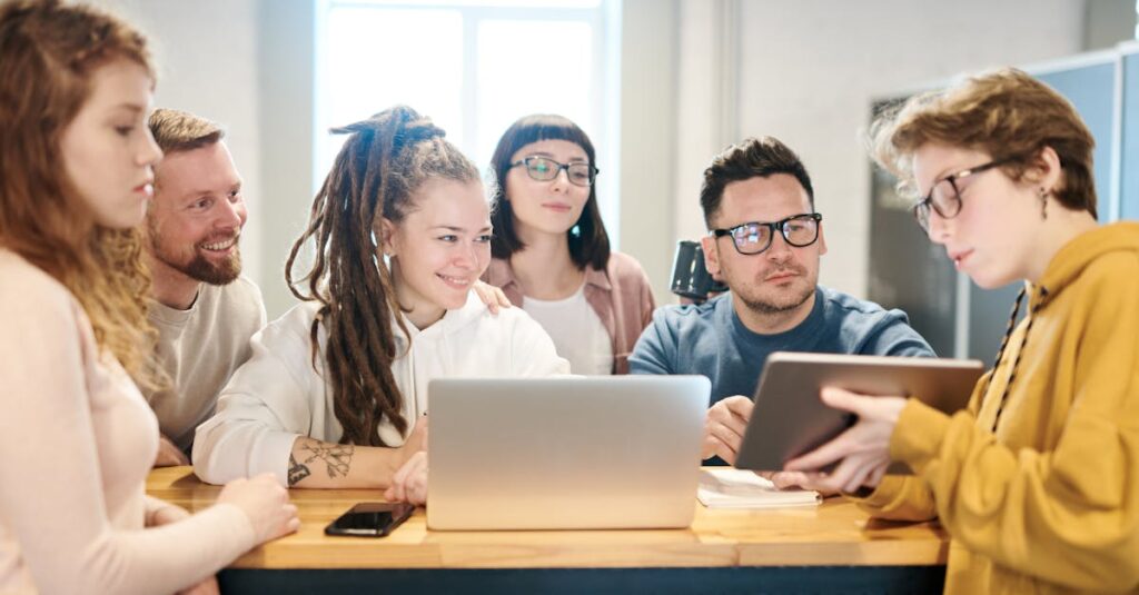 découvrez tout sur les start-up : définition, conseils pour créer votre entreprise innovante, tendances du secteur et actualités du monde entrepreneurial.