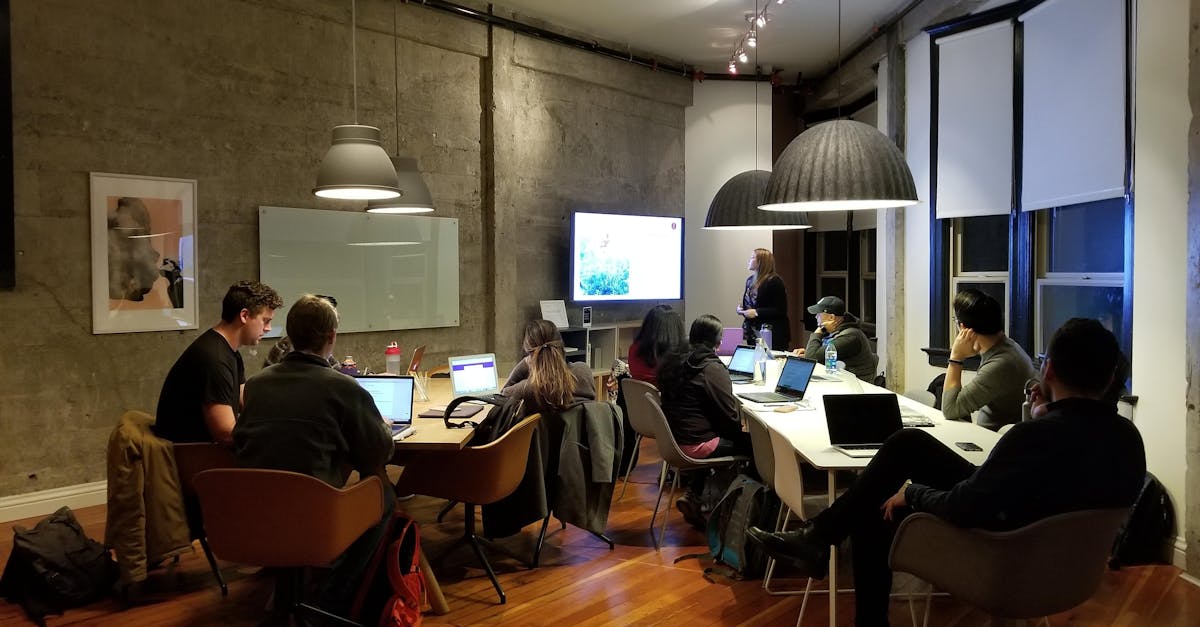 découvrez des idées de business innovantes et rentables à lancer dans un village. explorez les meilleures opportunités entrepreneuriales adaptées aux zones rurales pour réussir votre projet local.