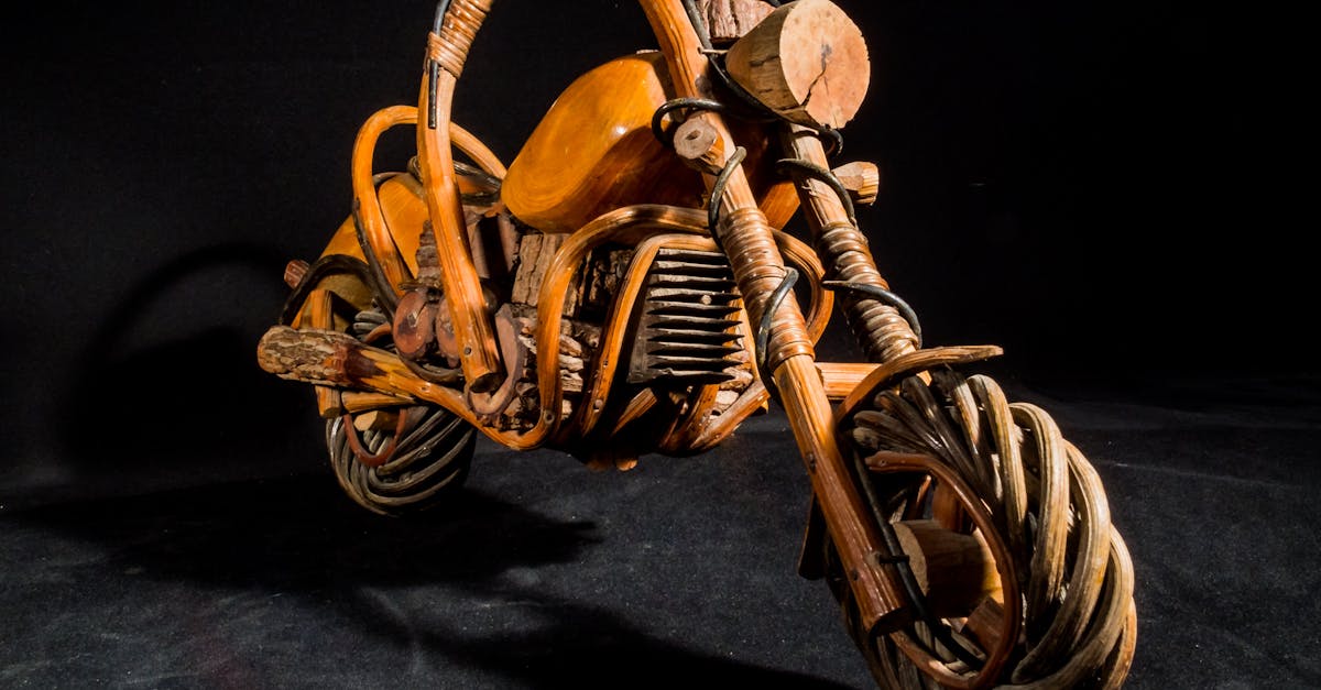 découvrez l'art du woodcarver : techniques, outils et inspirations pour sculpter le bois. conseils et astuces pour débutants et passionnés de sculpture sur bois.
