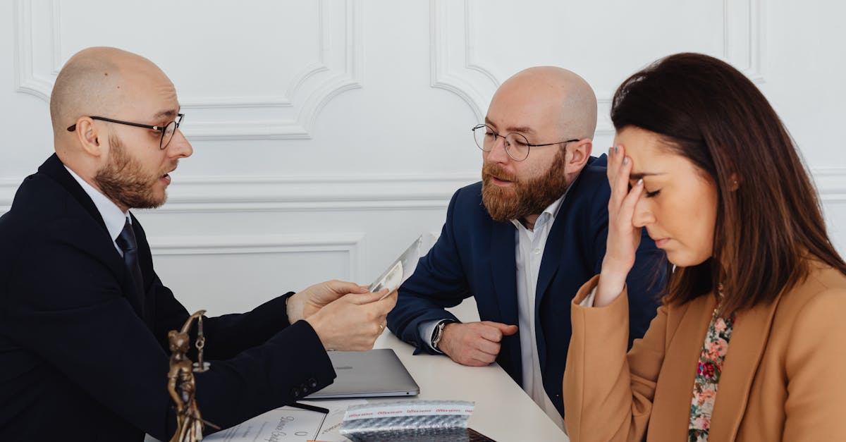 découvrez le rôle, les missions et le fonctionnement du comité d'entreprise (works council) pour améliorer le dialogue social et les conditions de travail au sein de votre organisation.