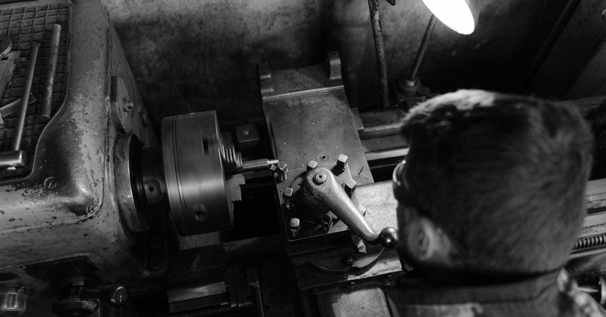 découvrez le métier d'ingénieur en production biotechnologique : conception, optimisation et gestion des procédés biotechnologiques pour des solutions innovantes en santé, agriculture et environnement.