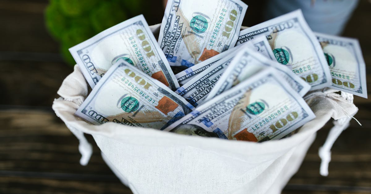 découvrez tout sur les plus-values : définition, calcul, fiscalité et conseils pour optimiser vos gains en capital.