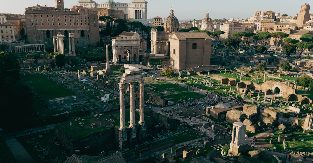 découvrez tout sur les plus-values : définition, calcul, fiscalité et conseils pour optimiser vos gains en capital.