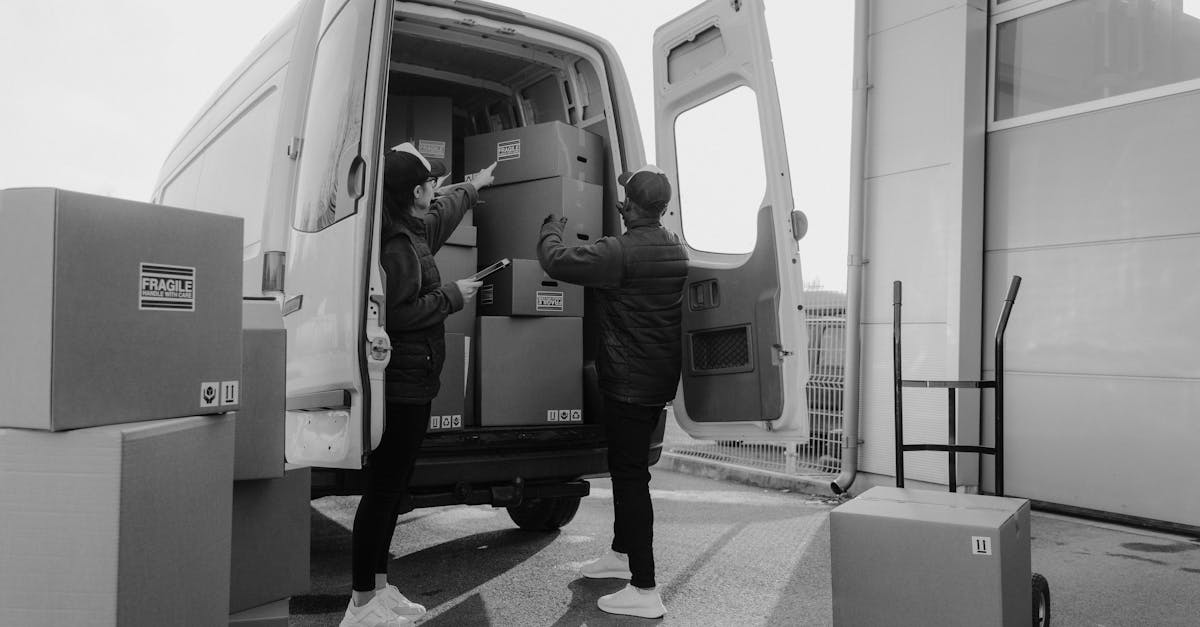 découvrez les différences entre voiture de fonction et voiture de service, leurs avantages, usages et critères de choix pour votre entreprise.