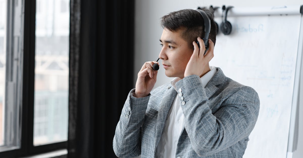 représentant du service client dédié à fournir une assistance efficace et un support personnalisé pour garantir la satisfaction des clients.