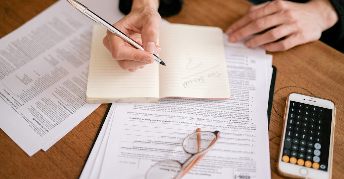 découvrez tout ce qu'il faut savoir sur les états financiers : définitions, types, utilité et comment les analyser pour mieux comprendre la santé financière d'une entreprise.