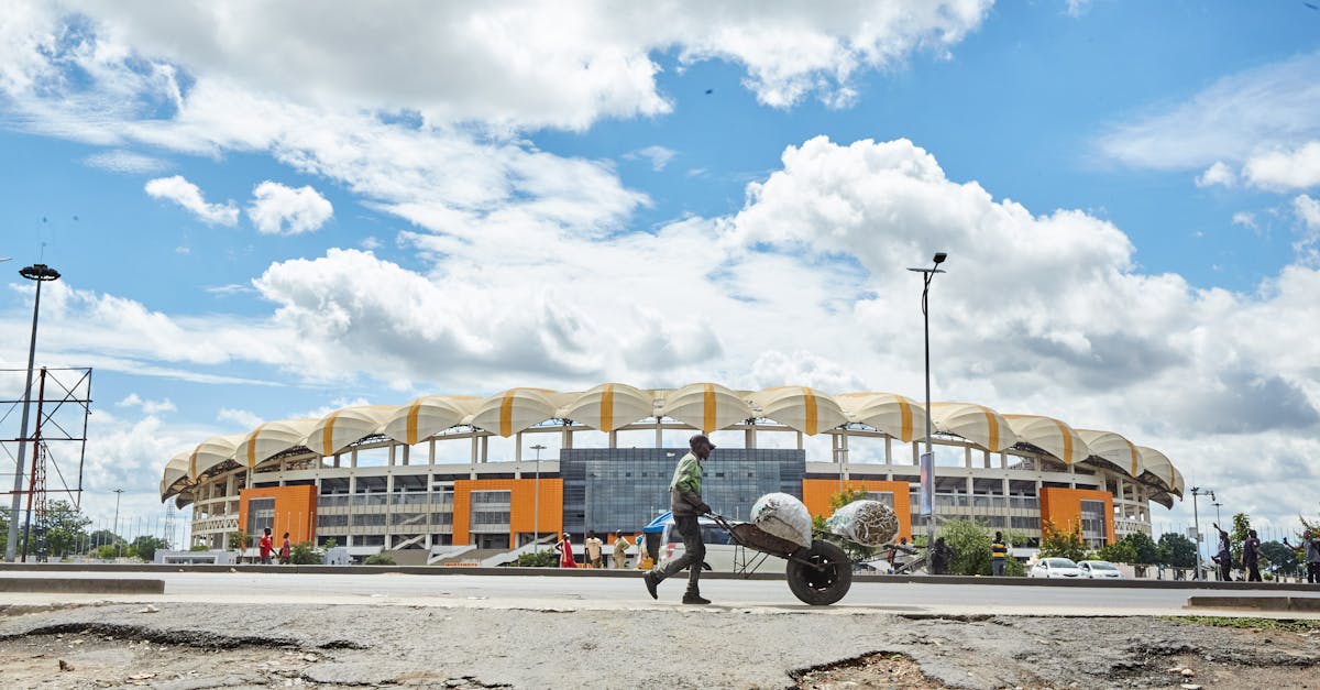 découvrez les principes et techniques de l'ingénierie géotechnique pour l'étude des sols, des fondations et la stabilité des structures.