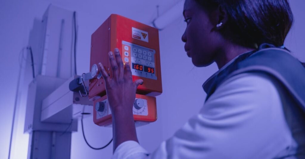 ingénieur en recherche en santé spécialisé dans le développement de solutions innovantes pour améliorer les soins et les technologies médicales grâce à l'analyse des données et la recherche scientifique.