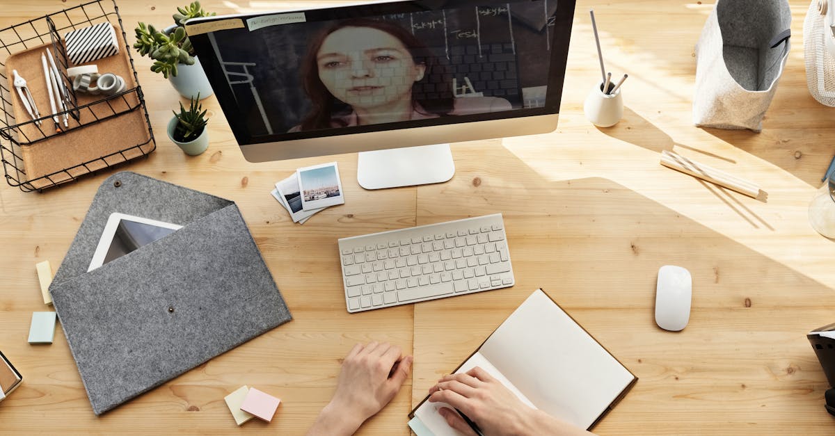 découvrez le rôle essentiel d'un professeur de lycée : accompagner les élèves dans leur apprentissage, stimuler leur curiosité et préparer leur avenir avec passion et engagement.