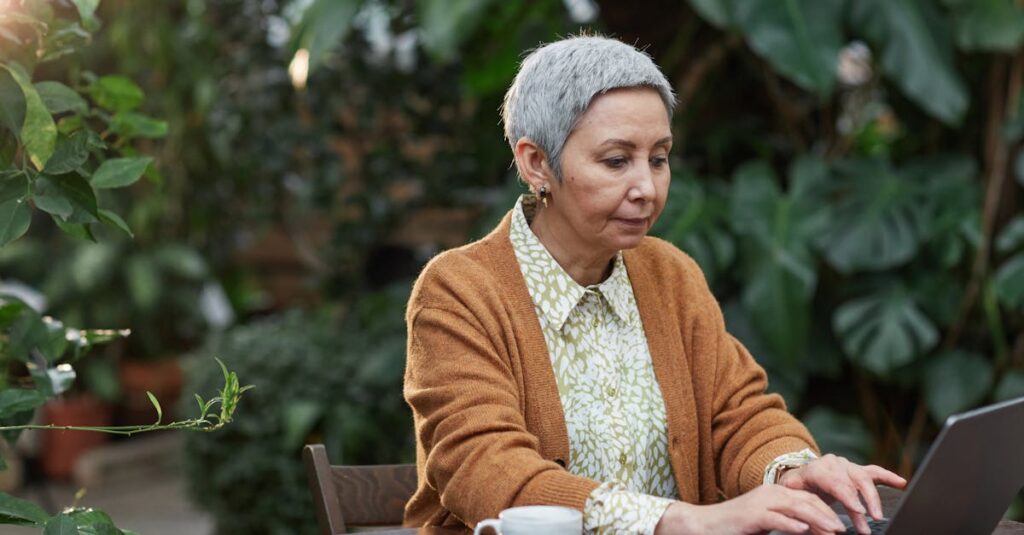 jardinier indépendant offrant des services personnalisés pour entretenir et embellir votre jardin avec soin et professionnalisme.