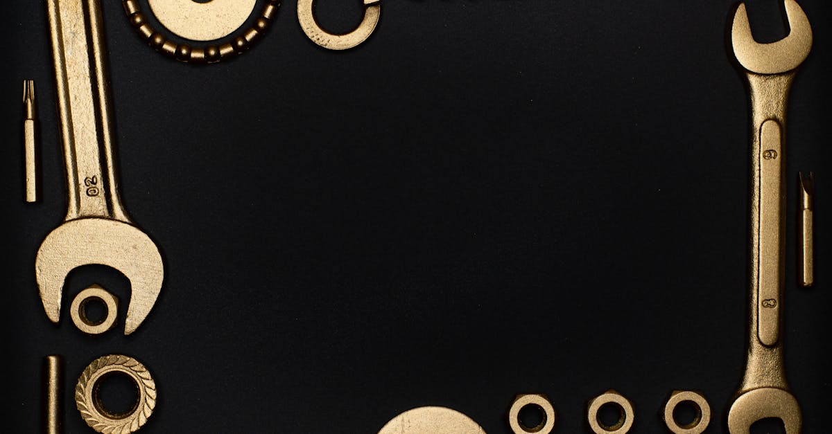 découvrez le rôle essentiel d'un dessinateur en conception mécanique, expert en création de plans techniques précis pour le développement de pièces et systèmes industriels.