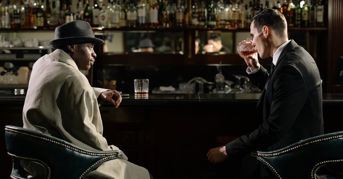 découvrez le rôle clé des sous-officiers de la marine (nco) dans la gestion, la formation et le commandement des équipes à bord des navires militaires.