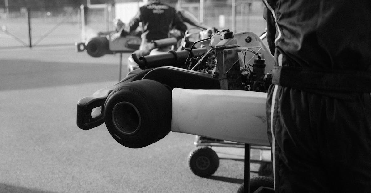 découvrez les pilotes de course automobiles les plus célèbres, leur parcours, leurs victoires et l'univers passionnant des sports mécaniques.