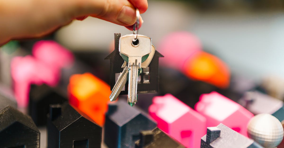 découvrez les défis et opportunités d'un marché immobilier tendu, où l'offre limitée et la forte demande influencent les prix et les conditions d'achat.