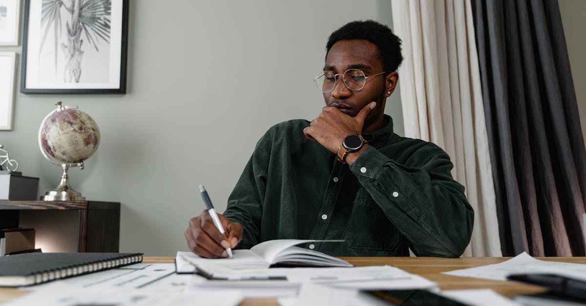 découvrez tout ce qu'il faut savoir sur le temps de travail : horaires, régulations, gestion et optimisation pour une meilleure productivité.