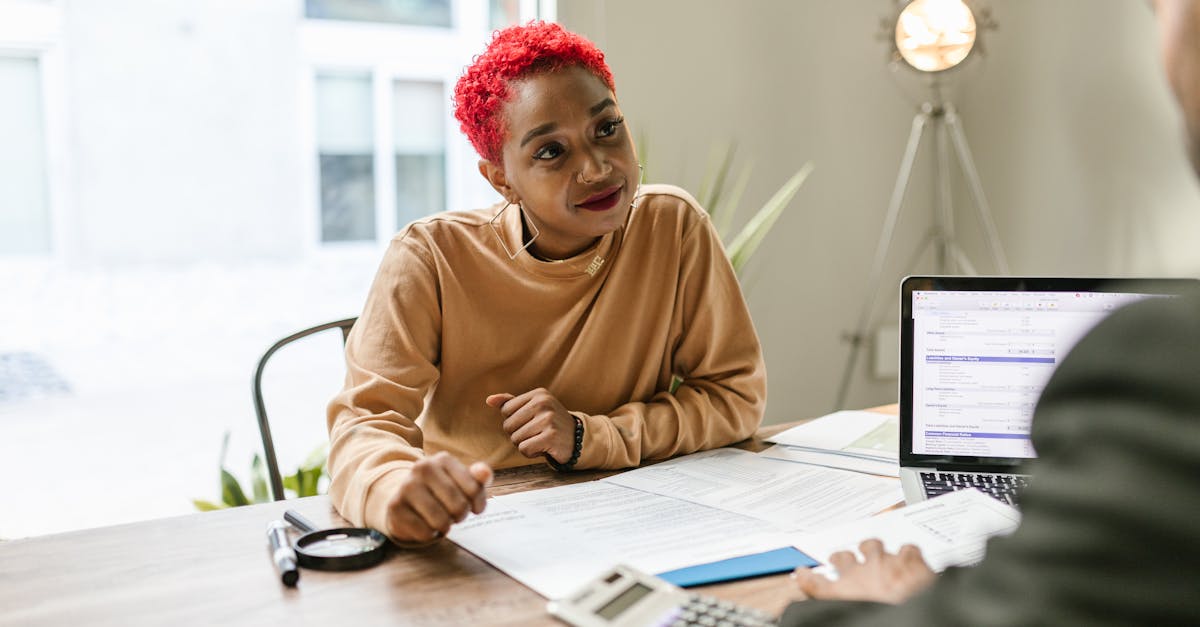 découvrez le rôle essentiel du directeur d'agence bancaire : gestion d'équipe, relation client et optimisation des performances de la succursale.