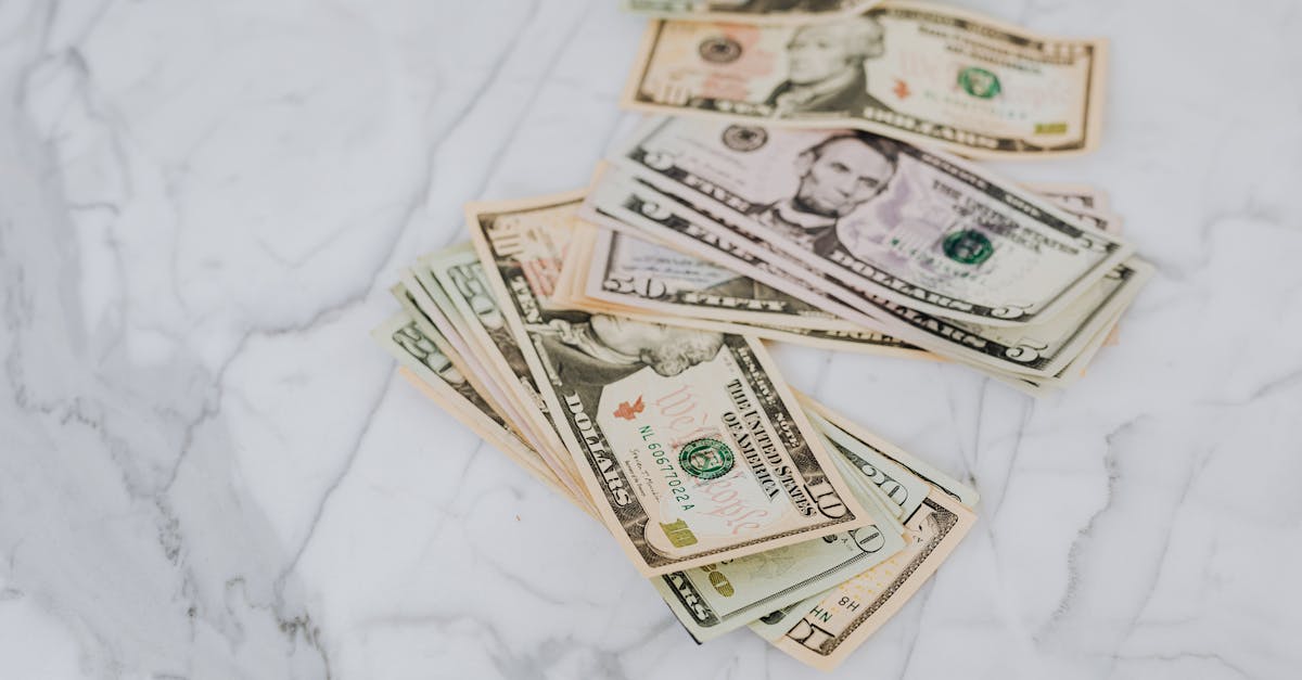 découvrez les avantages clés d'un compte bancaire professionnel pour optimiser la gestion financière de votre entreprise et faciliter vos transactions.