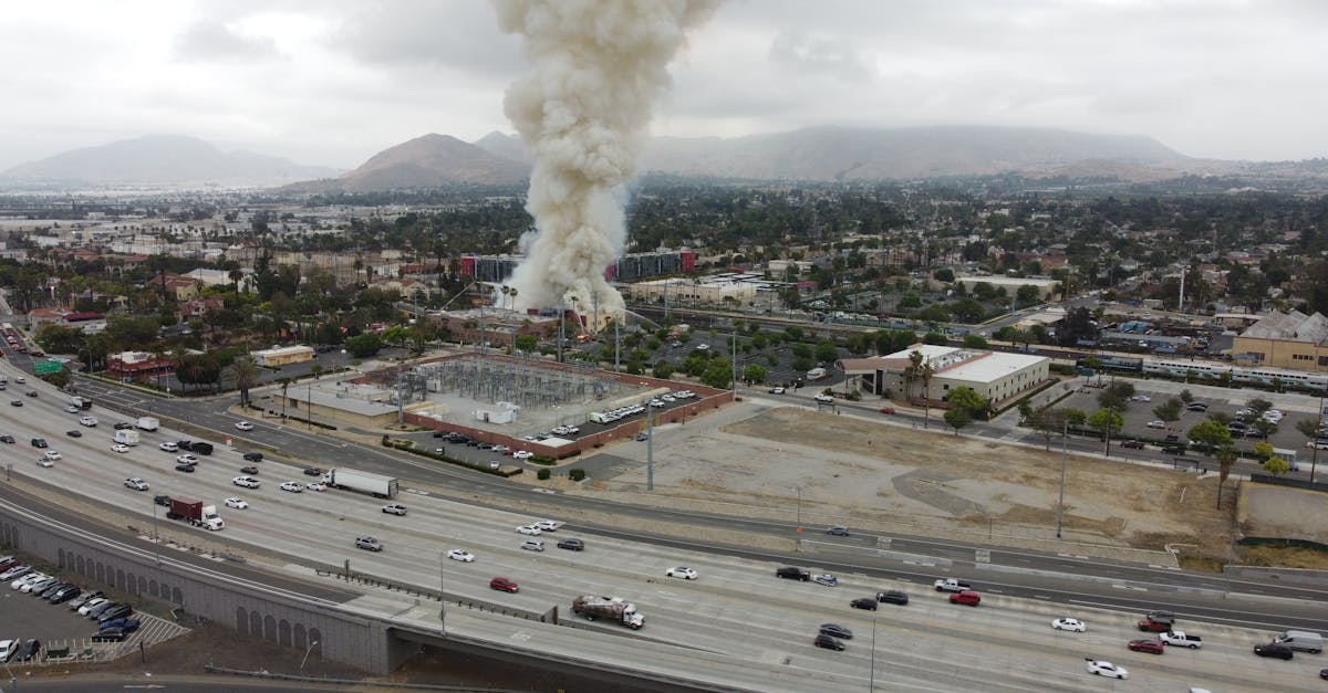 découvrez tout sur l'accident de trajet : droits, démarches et conseils pour faire valoir vos indemnités en cas d'accident lors du trajet domicile-travail.