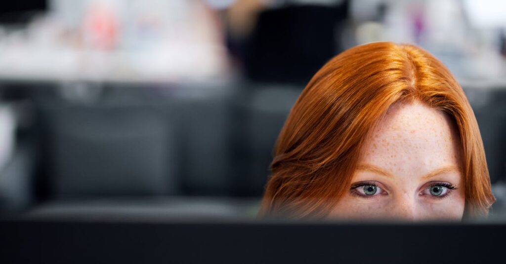 Les métiers de l’informatique industrielle : un regard sur les informaticiens et informaticiennes découvrez les carrières en informatique industrielle : métiers, compétences requises et opportunités dans le secteur de l'industrie connectée.