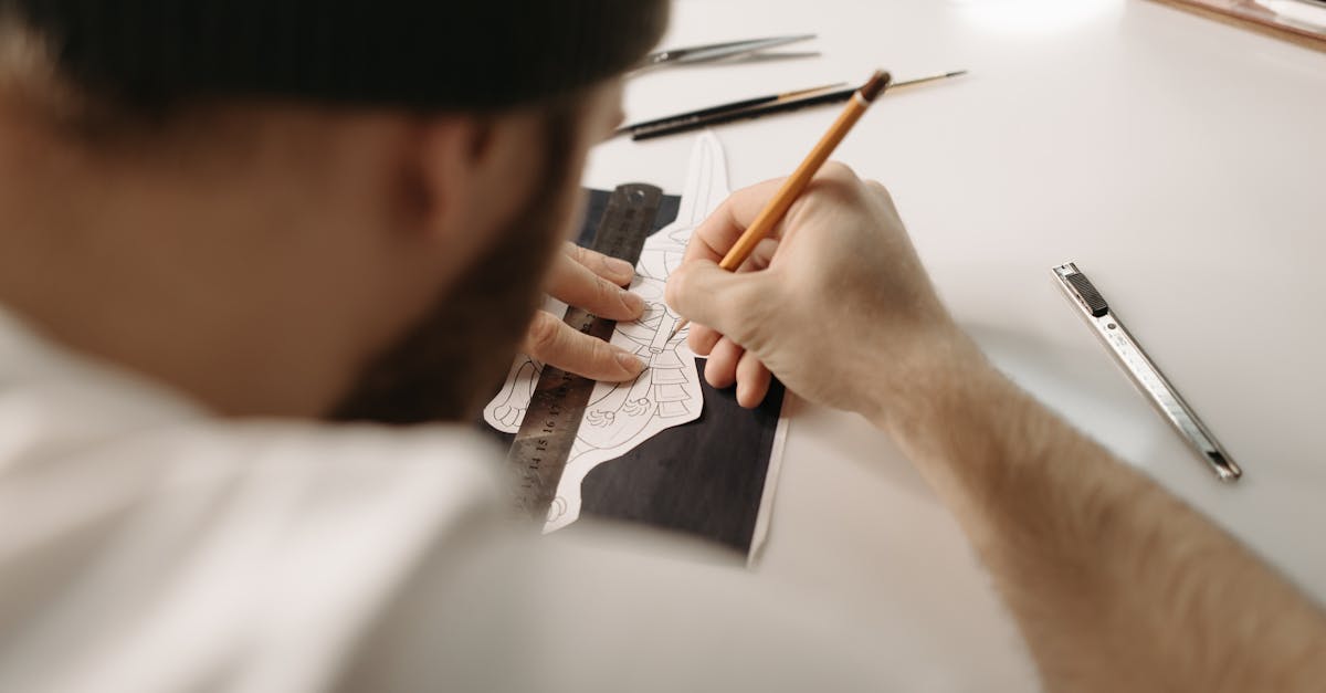 découvrez le métier de layout artist, un expert en mise en page et organisation visuelle pour des projets créatifs et graphiques.