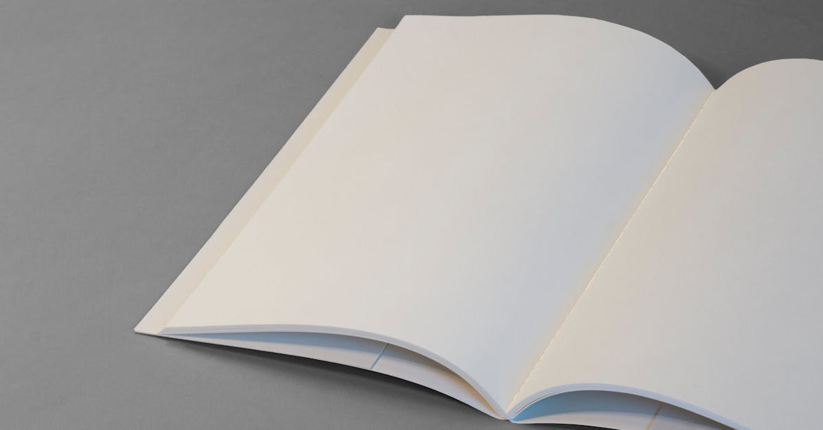 découvrez le métier de layout artist : créativité et précision pour concevoir des mises en page attrayantes et fonctionnelles dans les domaines du design, de l'animation et de l'édition.