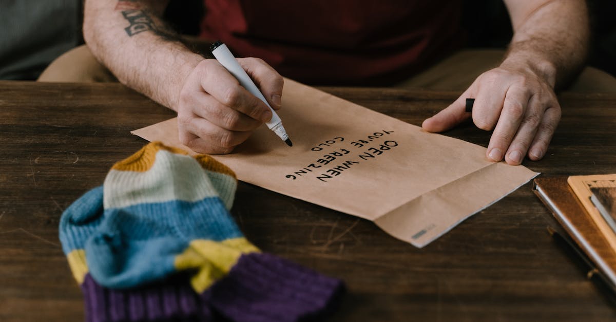 découvrez comment rédiger une lettre d'intention claire et efficace pour exprimer vos objectifs et engagements dans divers contextes professionnels ou éducatifs.