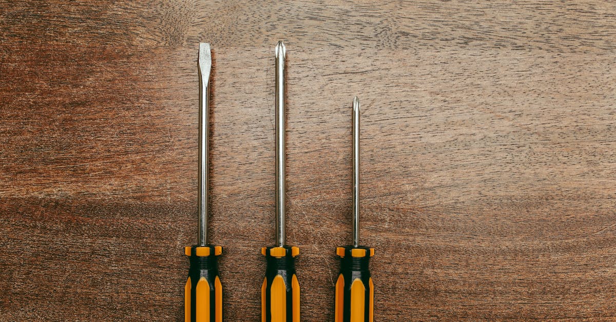 ingénieur matériaux spécialisé dans la recherche, le développement et l'optimisation des matériaux pour diverses applications industrielles, alliant science et innovation.