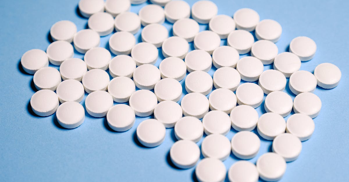 découvrez le métier de pharmacien : rôle, responsabilités, formations et conseils pour réussir dans le domaine de la pharmacie.