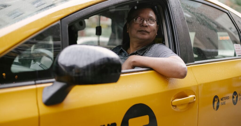 découvrez les étapes essentielles pour devenir chauffeur de taxi : formation, obtention de la licence, conseils pratiques et astuces pour réussir dans ce métier.
