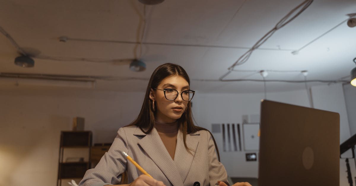 découvrez le rôle clé d'un leader d'entreprise et comment il influence la réussite stratégique et opérationnelle de son organisation.