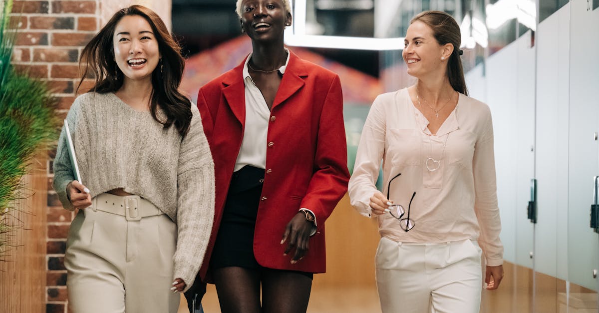 découvrez nos services professionnels de dissolution et liquidation d'entreprise pour une clôture efficace et conforme aux réglementations en vigueur.