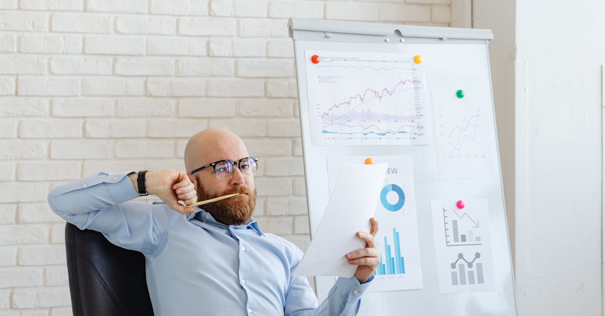 prévision du compte de résultat : analyse anticipée des revenus, coûts et bénéfices pour mieux planifier la performance financière future de votre entreprise.