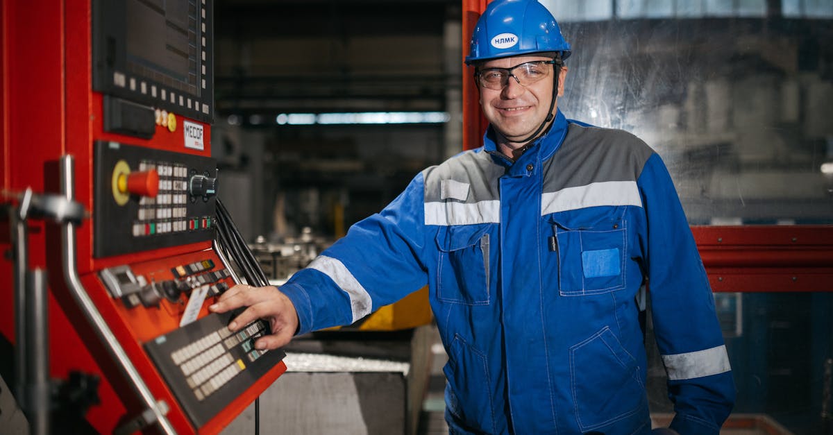 découvrez le rôle d'un opérateur de ligne, responsable de la gestion et du contrôle des lignes de production pour assurer leur bon fonctionnement et optimiser la productivité.