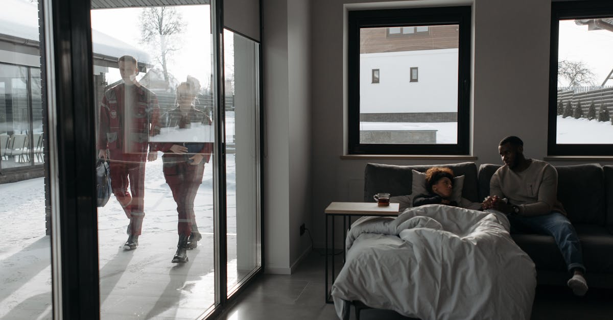 équipe de médecins spécialisés en secours en montagne, offrant des interventions rapides et sécurisées pour sauver des vies en terrain difficile.