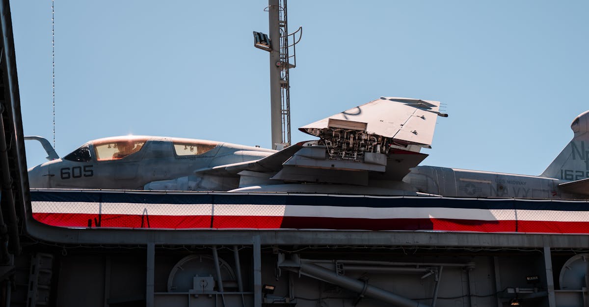 découvrez le métier d'architecte naval : conception, innovation et expertise pour la construction de navires performants et sécurisés.