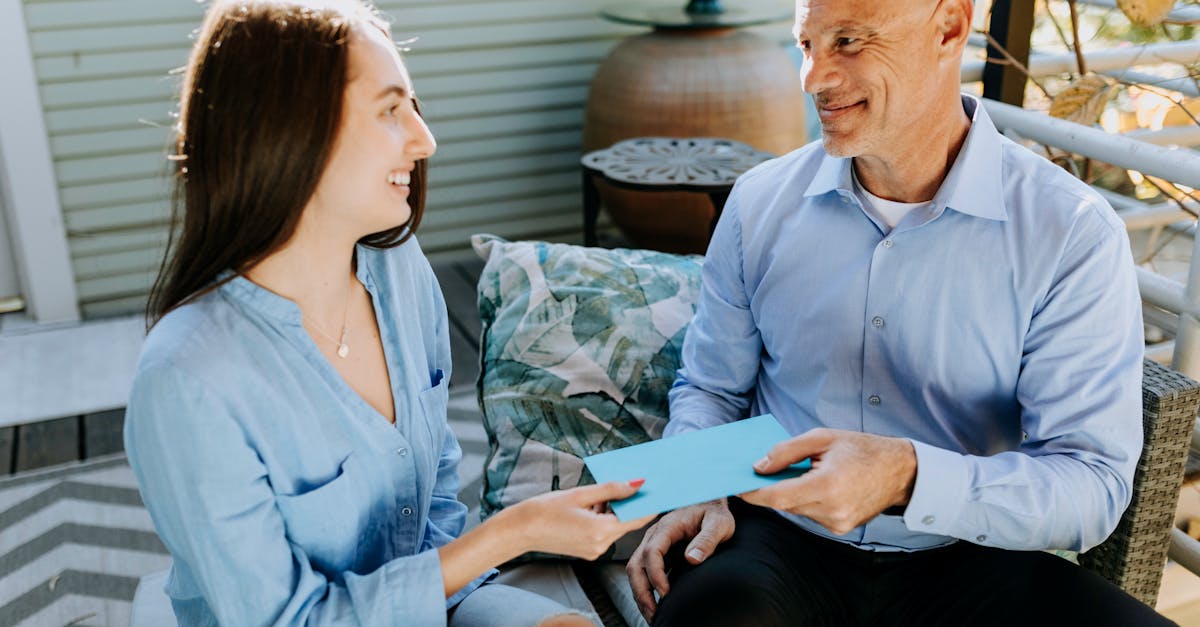 découvrez la définition de la valeur nette actuelle (net present value), son importance en finance et comment elle permet d'évaluer la rentabilité d'un investissement en actualisant les flux de trésorerie futurs.