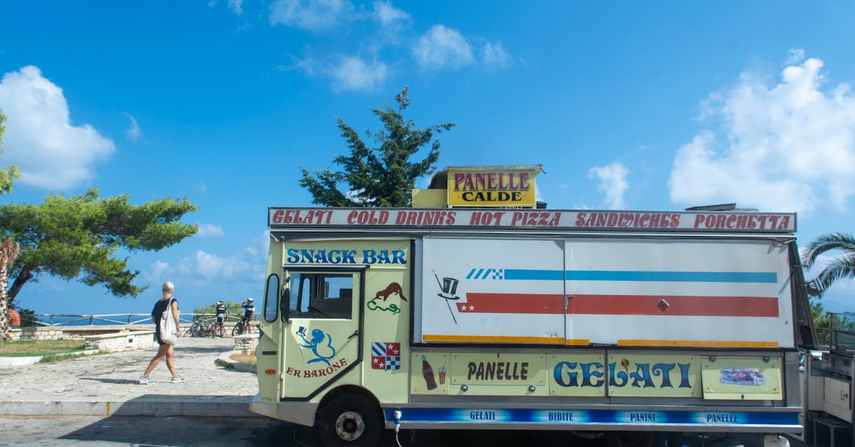 découvrez comment maximiser la rentabilité de votre food truck spécialisé en pizza grâce à des stratégies efficaces de gestion, marketing et optimisation des coûts.